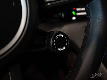 Porsche Taycan — photo 38