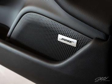 Porsche Taycan — photo 39