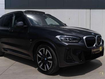 BMW iX3 — photo 9