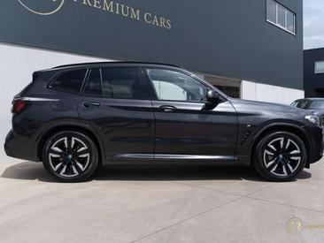 BMW iX3 — photo 13