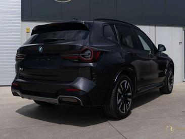BMW iX3 — photo 15
