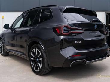BMW iX3 — photo 29