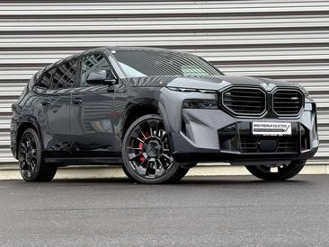 BMW XM 50e — photo 3