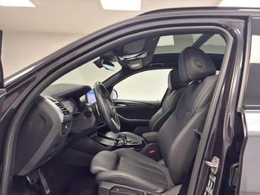 BMW X3 XDrive20i — photo 11