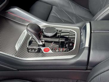 BMW XM 50e — photo 17