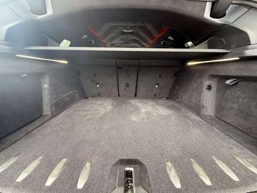 BMW XM 50e — photo 34