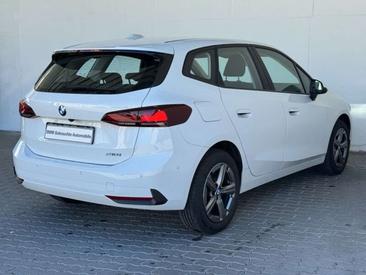 BMW 218i Active Tourer — photo 3