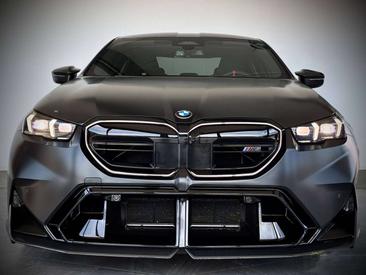 BMW M5 — photo 4