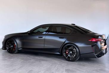 BMW M5 — photo 11