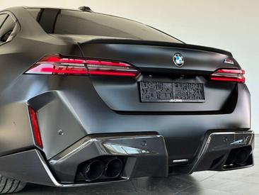 BMW M5 — photo 13