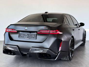 BMW M5 — photo 18