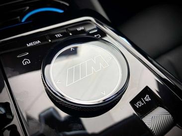 BMW M5 — photo 27