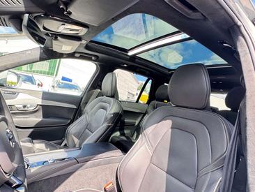 Volvo XC90 B5 Ultimate — photo 12