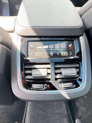 Volvo XC90 B5 Ultimate — photo 26