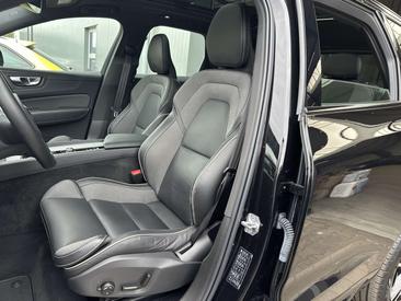Volvo XC60 T6 R-Design — photo 13