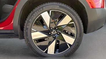 Volvo C40 Recharge PLUS — photo 10