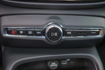 Volvo C40 Recharge Ultimate — photo 8