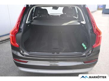 Volvo XC90 B5 Momentum — photo 8