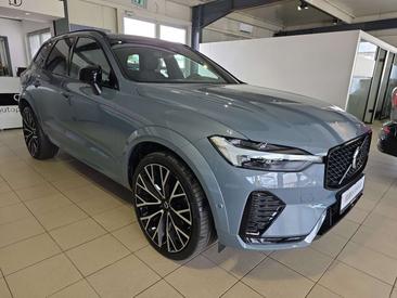Volvo XC60 B5 R-Design — photo 5