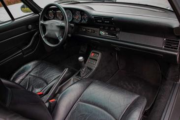 Porsche 911 Carrera 4S — photo 15
