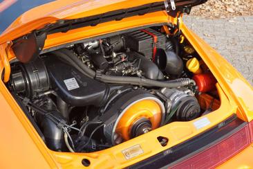 Porsche 964 Carrera 2 — photo 13