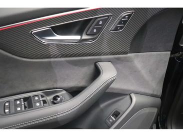 Audi Q8 55 TFSI — photo 11