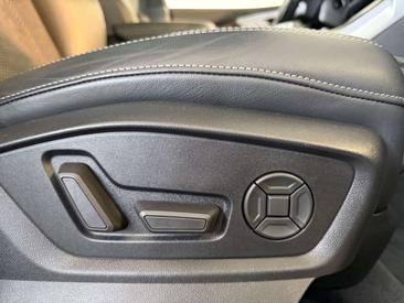 Audi SQ7 4.0 TDI — photo 22