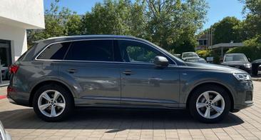 Audi Q7 S Line 45 TDI — photo 6