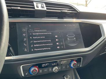 Audi Q3 S Line 40 TDI — photo 33