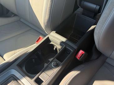 Audi Q3 Sportback S Line 40 TDI — photo 28