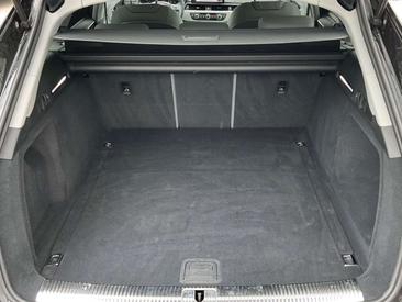 Audi A4 Avant 35 TDI — photo 30