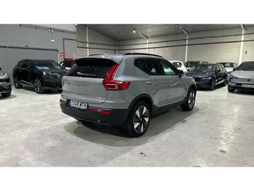 Volvo EX40 Single Motor — photo 34