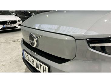 Volvo EX40 Single Motor — photo 36