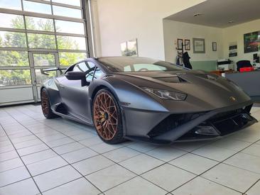 Lamborghini Huracán STO — photo 2
