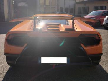 Lamborghini Huracán Performante — photo 6