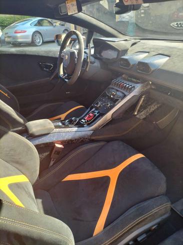 Lamborghini Huracán Performante — photo 10