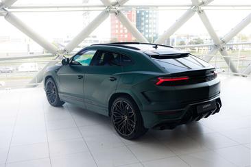 Lamborghini Urus — photo 3