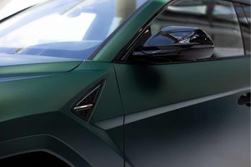 Lamborghini Urus — photo 44