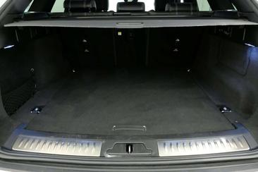 Land Rover Range Rover Velar 2.0 D I4 204 R-Dynamic S 4WD Auto — photo 10