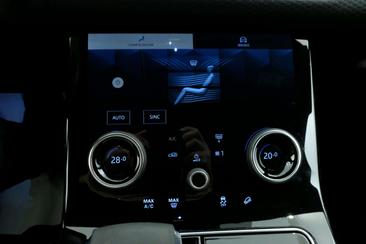 Land Rover Range Rover Velar 2.0 D I4 204 R-Dynamic S 4WD Auto — photo 15