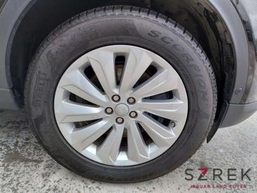 Land Rover Discovery Sport D200 Noir — photo 8