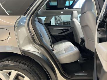 Land Rover Range Rover Evoque 1.5 I3 300 PHEV SE AWD Auto SE — photo 11