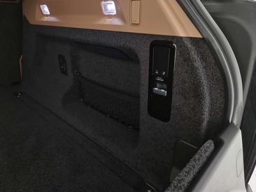 Land Rover Range Rover D250 — photo 26