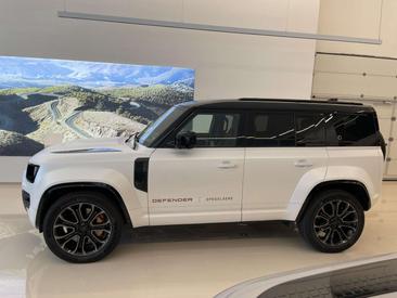 Land Rover Defender Blanc P635 OCTA AWD Auto. 26MY — photo 3