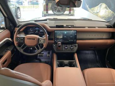 Land Rover Defender Blanc P635 OCTA AWD Auto. 26MY — photo 7