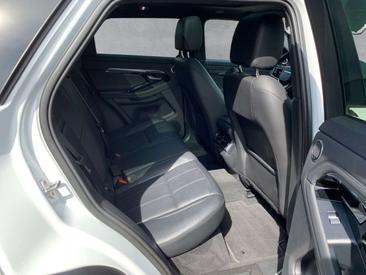 Land Rover Range Rover Evoque R-Dynamic SE P200 — photo 5