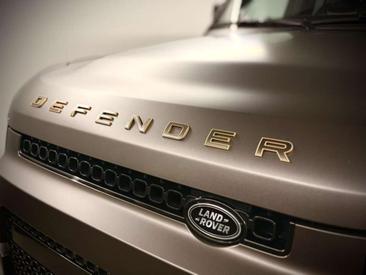 Land Rover Defender 110 Gris P635 OCTA AWD Auto. 25.5MY — photo 13