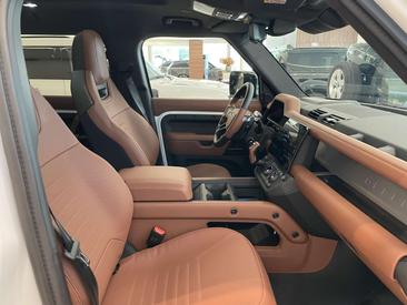 Land Rover Defender Blanc P635 OCTA AWD Auto. 26MY — photo 10