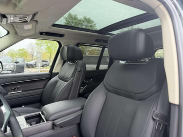 Land Rover Range Rover Autobiography P550e — photo 8