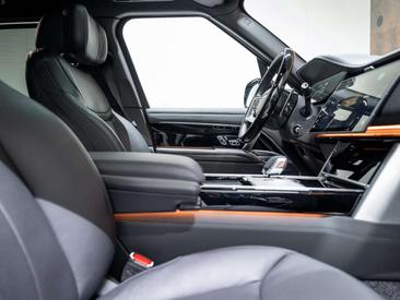 Land Rover Range Rover Autobiography 3.0 P550e PHEV — photo 19